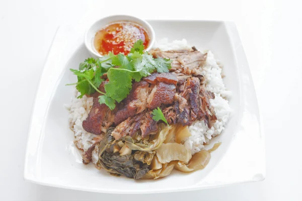 (R) Kao Ka Moo